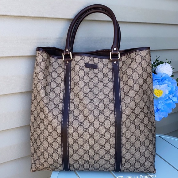 Authentic Gucci tote - Picture 7 of 16